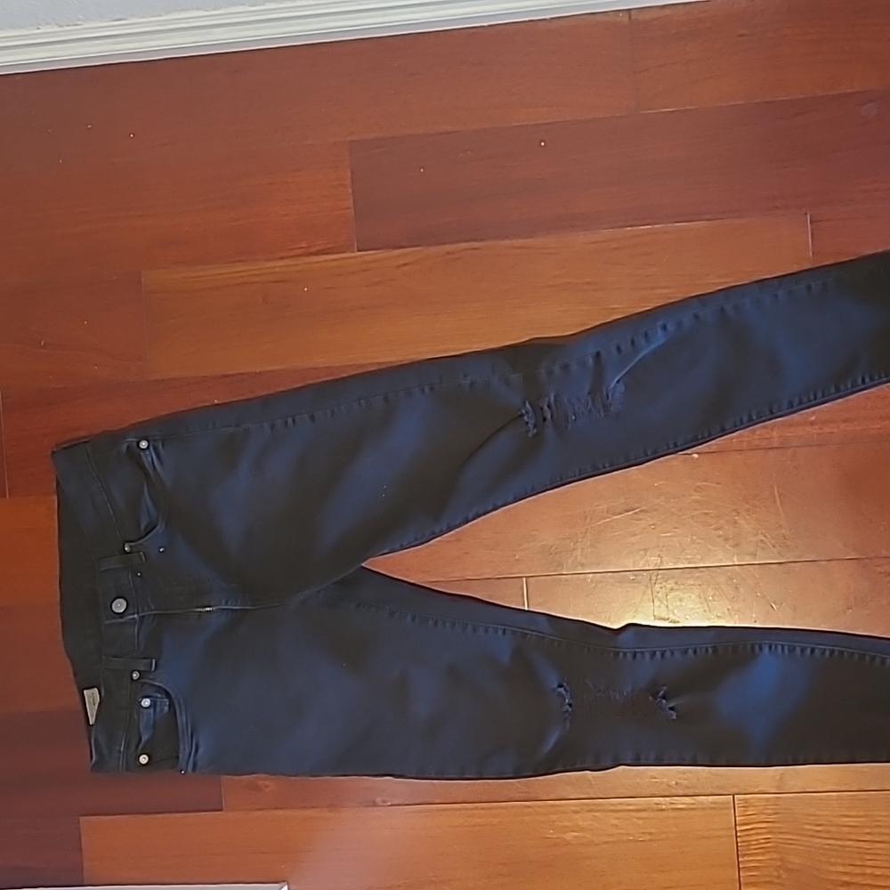 Levis Black skinny taper Jeans